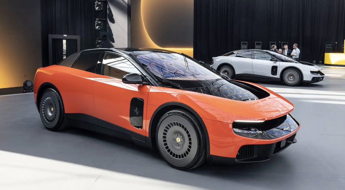 LuisBonnete's tweet photo. Cuando Ferrari decide que su primer coche eléctrico tiene que parecer una lavadora, no está innovando: está admitiendo que ya no cree en su propio mito. https://t.co/a3L3jx5ffW