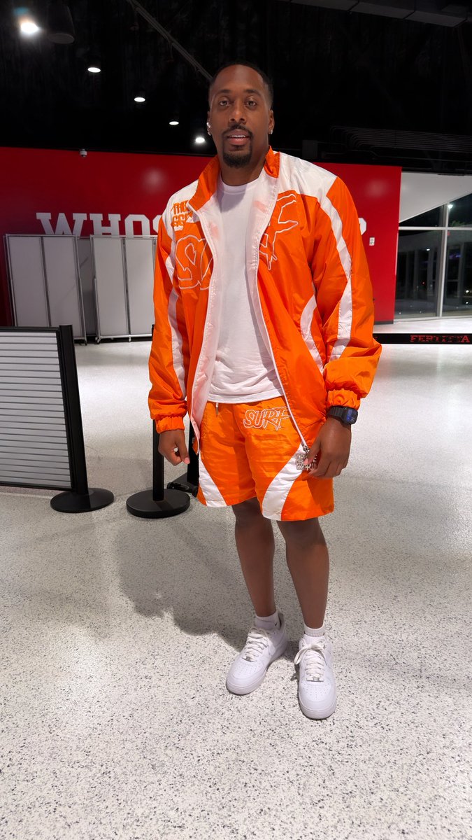5300Dean's tweet photo. No support was all the support I ever needed 🏄🏾‍♂️ https://t.co/JbCzhYSE9x