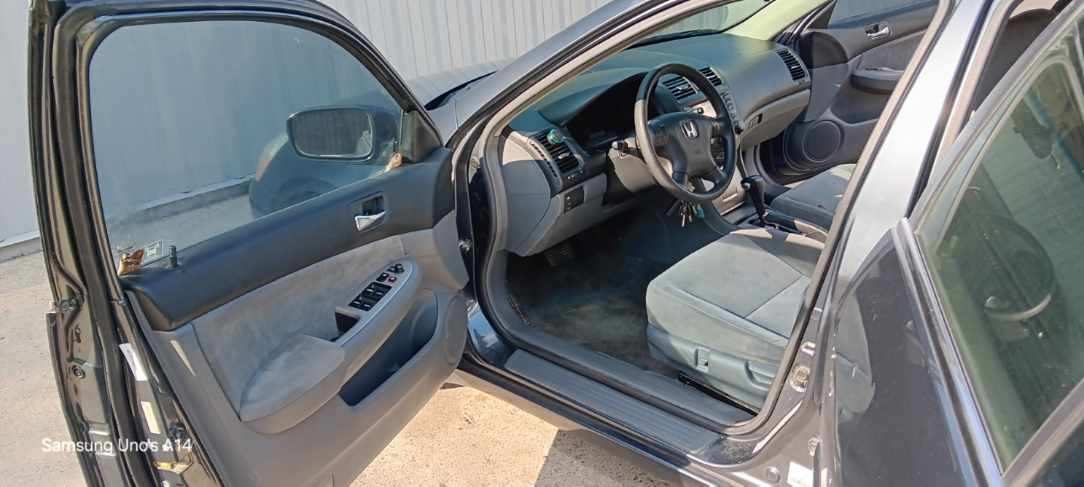 UnoDa1One's tweet photo. @Honda @LawyersComm @StellarRichmond @ABAesq @BofA_Help @CARandDRIVER @CARFAXinc @eBayMotors @KYGOP https://t.co/R5gYT9ZM83 https://t.co/IoXGPrizxx