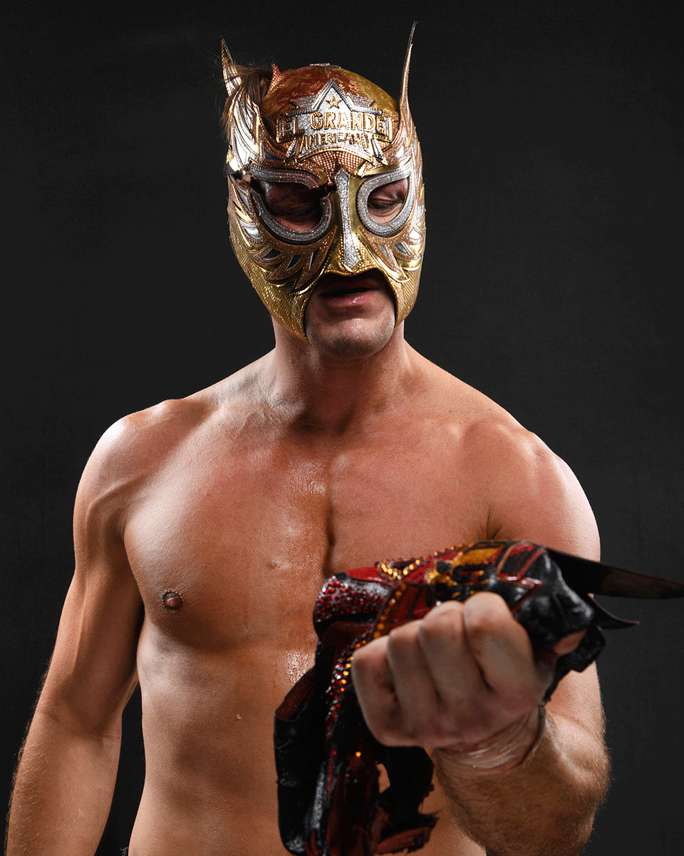 luchalibreaaa's tweet photo. EL GRANDE AMERICANO, señoras y señores 🇲🇽🫡

#AAANocheDeLosGrandes https://t.co/o77KpwXBtI