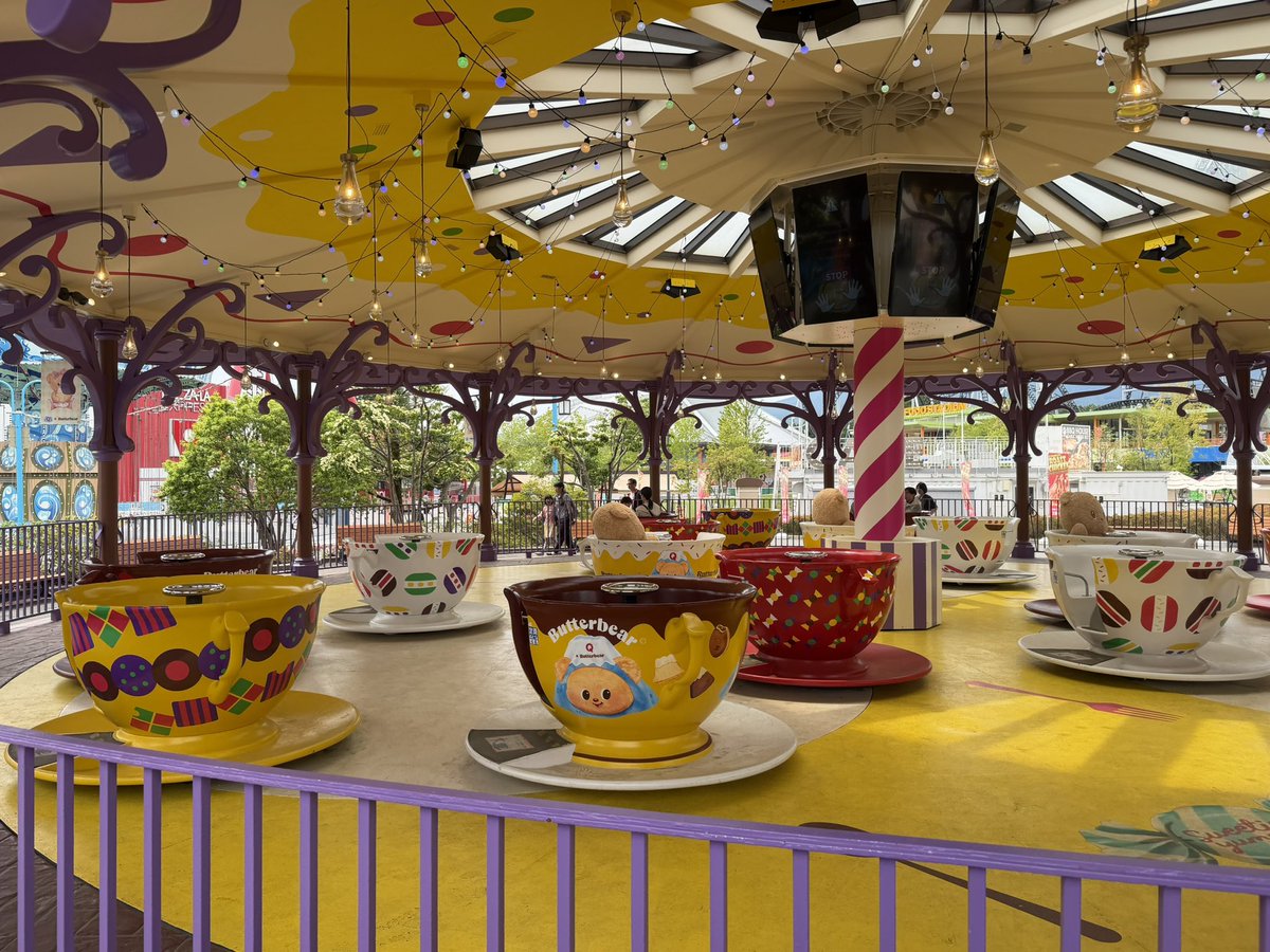 BellzyDaisy's tweet photo. มาหาน้องเนย #fujiqhightland #japan 🎡🎠🎢🧸 #butterbear #ด้อมน้องเนย https://t.co/qiz8HSL3x1