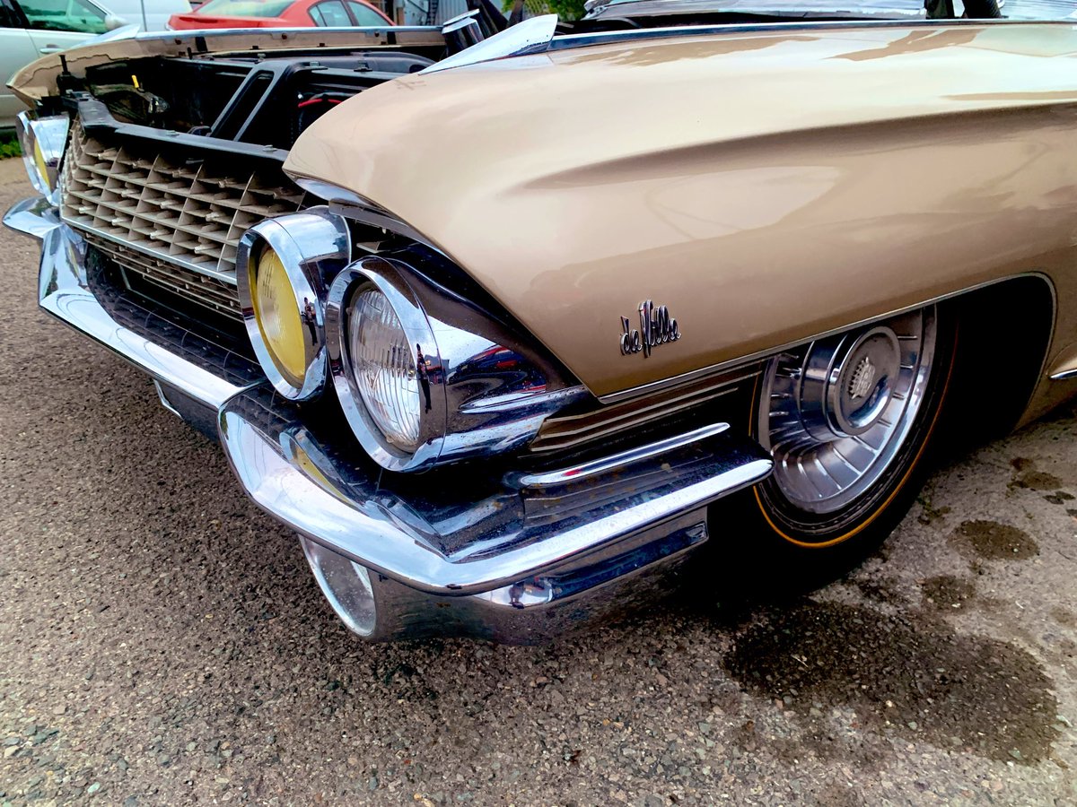 SFcarspots's tweet photo. #SedanSaturday Spotted this cool low and modified 1961-1962 Cadillac Sedan DeVille #Cadillac #CadillacDeVille #CadillacSedanDeVille #DeVille #SedanDeVille #CadillacMotors
#CadillacMotorDivision #GM #GeneralMotors #GeneralMotorsCorporation #BiancoCadillac #BiancoCadillacInc
#AmericanAutomobile
#AmericanSedan #AmericanSaloon #Lowrider #RatRod #HotRod
#MuscleCar #Carspotting #Carhunting #SFCarspots #CadillacbySF #CadillacCarsbySF Spotted 05/25/2026