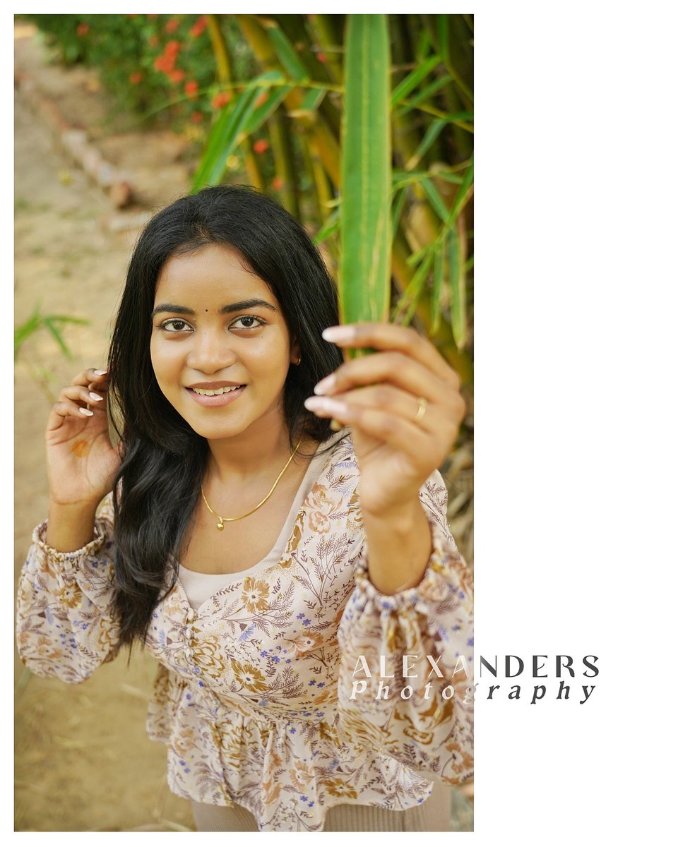30mm_frame's tweet photo. Like And Comment #tamilhotactress #actress #hotgirl #model #fashion #kollywood #TREASURE #trendingpost #girl https://t.co/P2yVyW0h1T