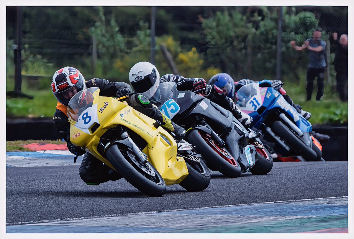 Brian_D2016's tweet photo. Day one of Round 2 of the Scottish Championship Motorcycle Racing at Knockhill. https://t.co/VaPPjaYReG