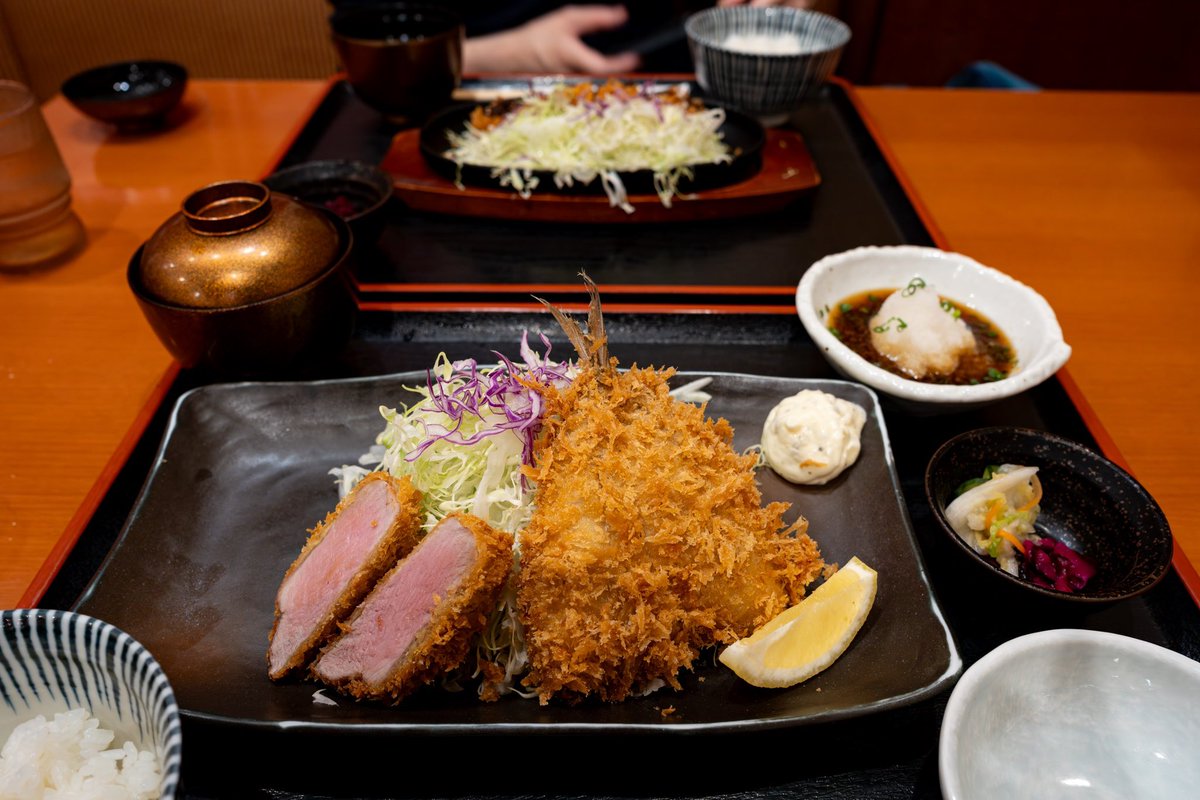 bait_casting's tweet photo. 大船駅近くのとんかつ屋さん。

美味である、すこぶる美味である。

美味しいしコスパも宜しいので何気にチョコチョコお邪魔してます、よかね♪

#花むら #豚だけじゃなく牛も鯵も美味しかったです https://t.co/WudVu2DkRX