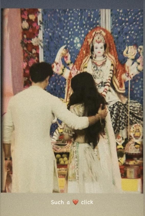 pranalisadmirer's tweet photo. From “❤️”                                 to“❤️🧿” https://t.co/cMBpKyaUg4
