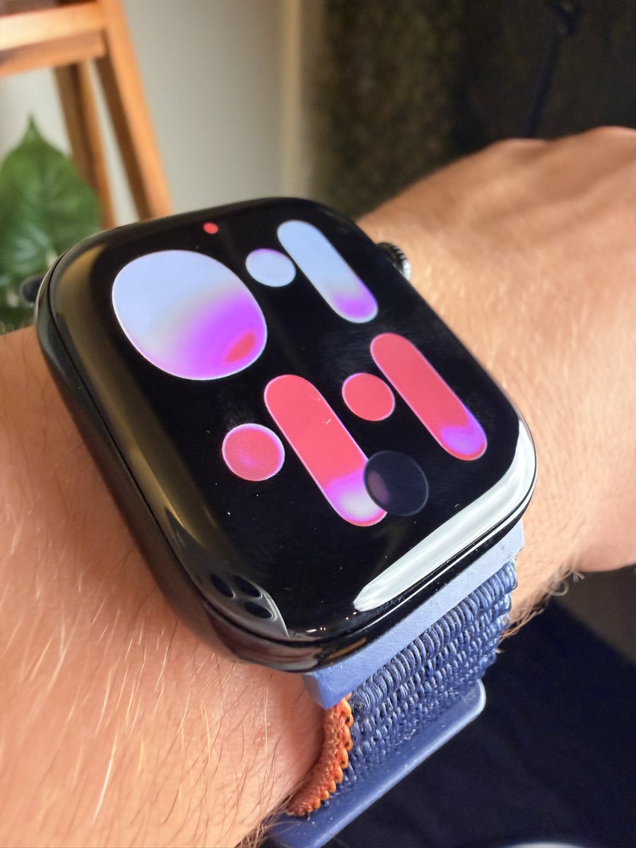asherdipps's tweet photo. New Watch…
What do I install first? https://t.co/BMXESybmtp