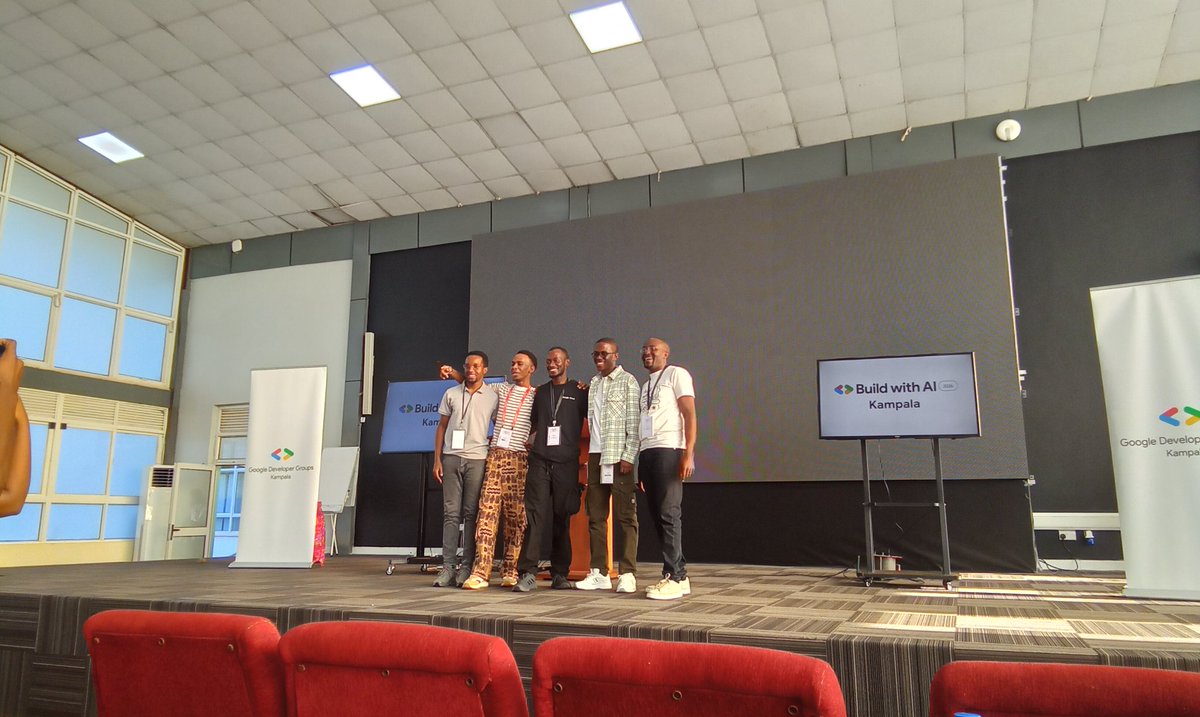monica_agena's tweet photo. 'Ai is here to make our jobs easier and not to make us lazy' a quote from @gabbyagbobli as he spoke about prompting right. I learnt a thing or two at the Google Developer Groups-kampala symposium. Thanks to @soloopio for organising this. I look forward to @pyconafrica. https://t.co/VJMa3ZXOgB