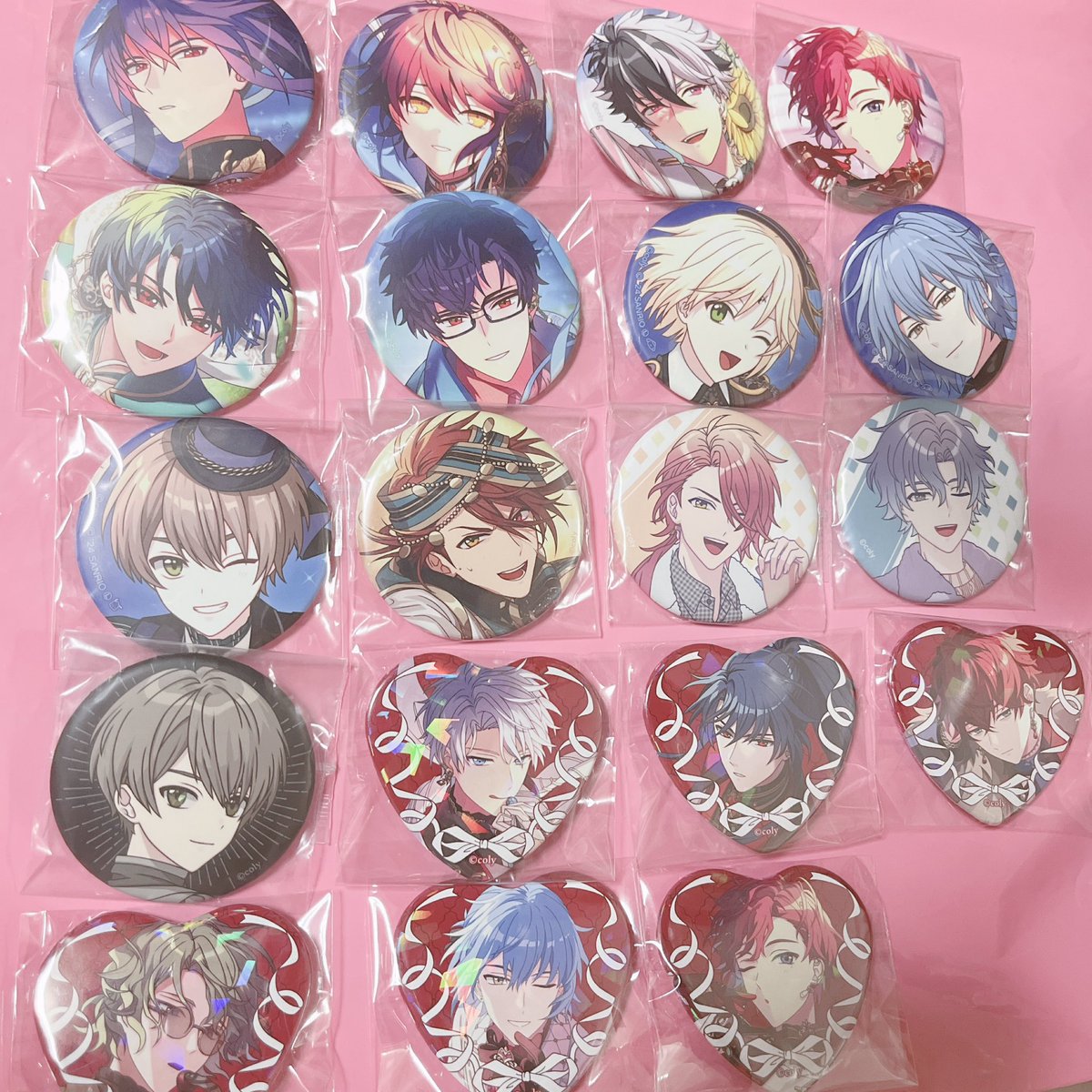 _cherrycream_'s tweet photo. @1
꒰交換꒱
魔法使いの約束 まほやく 缶バッジ

♡譲
画像1〜4
個数数えきれていないため複数手持ちあるものもあります

♡求
ソナチネ缶FG缶オーエン、ソナチネ缶リケ＞同異種オーエン https://t.co/9s0mu2Xzx6