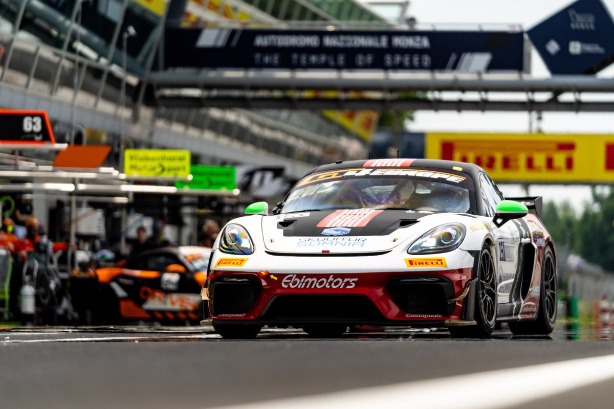 ebimotors's tweet photo. RACE 2 ▶️ 13:50 

🇮🇹
https://t.co/KFz6pi7XMC

🇬🇧
https://t.co/gbCTB6RhMx https://t.co/B9I7eHpDjS