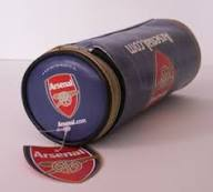 HamImages's tweet photo. For Sale - Arsenal pencil case, going cheap because there's 2 pens missing. https://t.co/7Cwxy8ZxqA