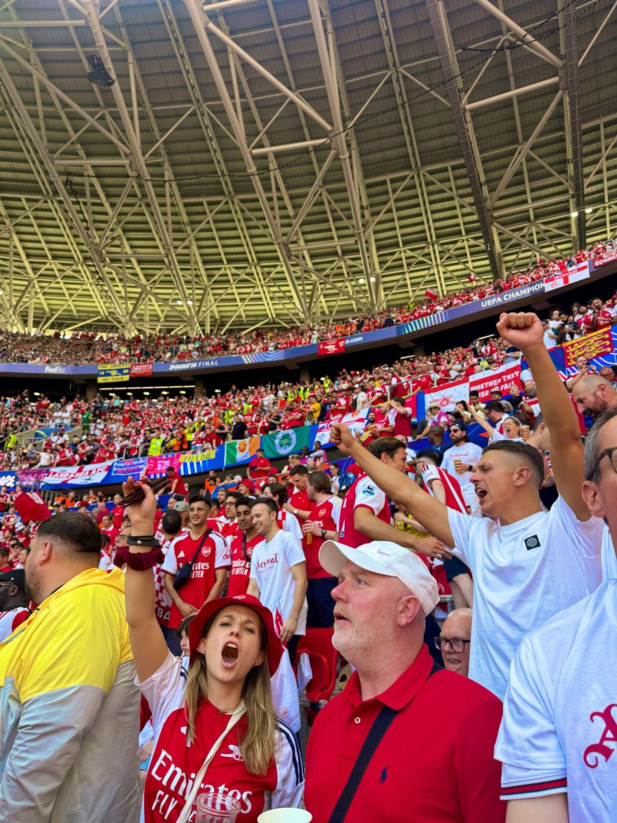 gjs1601's tweet photo. Was a dream to watch Arsenal in a champions league final. But that was heartbreaking! Centre back taking a 5th penalty with all them attackers on the pitch 🫠 https://t.co/GQkB1OzjIJ