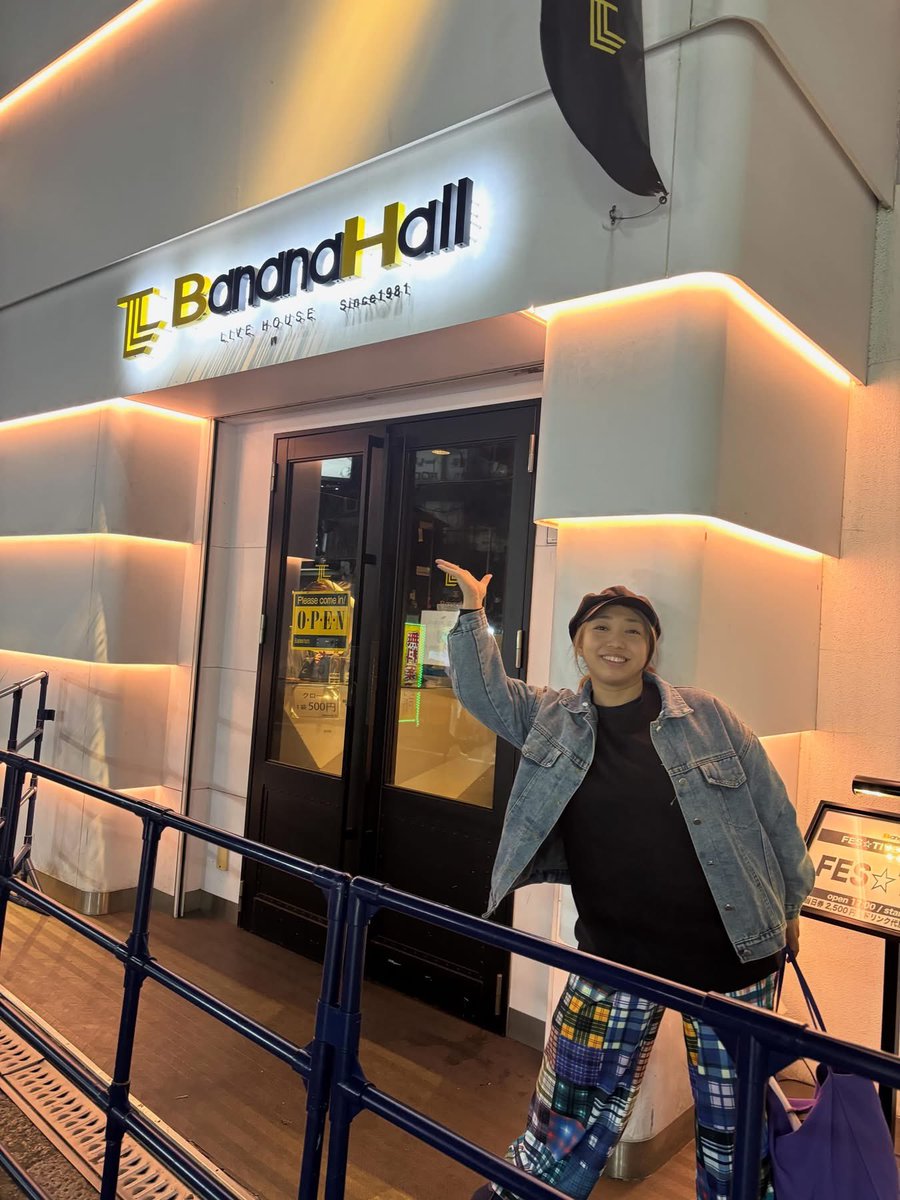 singer_MarSA's tweet photo. ついに❗️明日です🥹
大阪梅田バナナホール🍌
19:30スタート‼️
久しぶりの関西でのマーサのバンドライブ！ずっとずっと準備してきました😭
もうほんまに予約気にせずみんなもう気軽にいきなりでもなんでもガンガン来てください🙇‍♀️迷ってるあなたーー‼️お友達誘ってぜひ✨一生懸命歌います‼️‼️

WISHリリースライブ大阪公演
❤️‍🔥2026年6月1日月曜日❤️‍🔥
open 18:30 start 19:30
大阪 梅田 バナナホール

全席自由イス席
6000円＋ワンドリンク

vo.MarSA
key.斉藤アリア
gt.藤田義雄
ba.大神田智彦
dr.白根佳尚
sax.藤吉悠
tp高田将利
tb古御門幹人
cho.稲泉りん
guest gt.星川薫
 
LIVE HOUSE バナナホール 大阪府大阪市北区堂山町1-21 モンテビルB-1（阪急東通り商店街最奥） TEL:06-6809-3016
阪急梅田駅から徒歩７分
JR大阪駅から徒歩８分
地下鉄 谷町線 東梅田駅から徒歩７分
地下鉄 御堂筋線 梅田駅から徒歩８分
中崎町駅 ３番出口から徒歩約６分
泉の広場 Ｍ-６出口から徒歩約４分
https://t.co/i7bpxs0mDA

3rdアルバム「WISH」全曲やるから聴いて来てね😘

サブスク配信のリンクです✨
https://t.co/092RHqDgBd