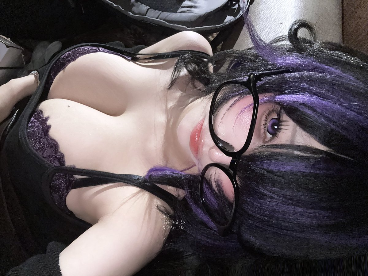 DarkVespera's tweet photo. I love you, love you, love you.... I love you so much 🖤

#nikke #nikkecosplay #label https://t.co/REZLM7TgGd