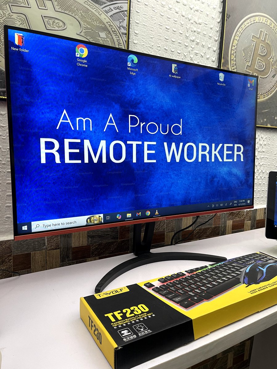 Affordablesale_'s tweet photo. Outlook 32 inches Full HD frameless big size 144hz monitor 🖥️ 
🔥 Frameless Full HD display
📌HDMI port/ DP port 
🔥 BRAND NEW KEYBOARD AND MOUSE WITH RGB LIGHT
🔥 Ultra slim design
🔥 144hz Refresh rate
💰PRICE - 230,000 Naira 
🌍 LOCATION - Lagos State
☎️  Contact - 08081575270 https://t.co/25gBwLEd3T