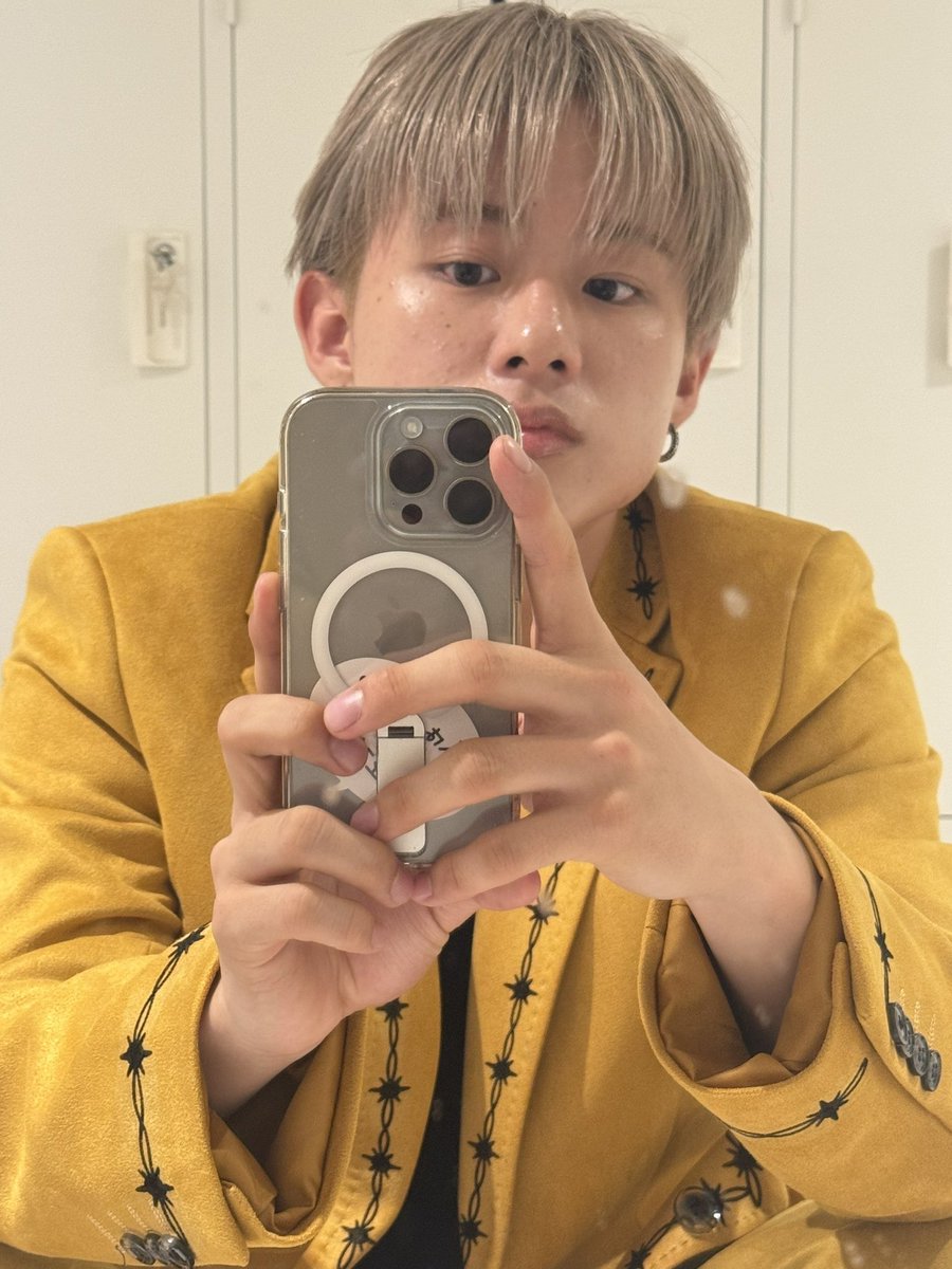 ldh_scream's tweet photo. [📖] #スクオフ
𝗙𝗥𝗢𝗠  #來夢

本日は「第一生命 D.LEAGUE 25-26 SEASON CHAMPIONSHIP」ということで、すごく楽しみです🥹😭

白熱すること間違いなしのステージだと思うので、たくさん勉強して学ぶ日にします！

全チーム全力で応援をして、僕たち #LDHSCREAM は来シーズンに繋げたいと思います‼️‼️

#dleague
@dleague_jp