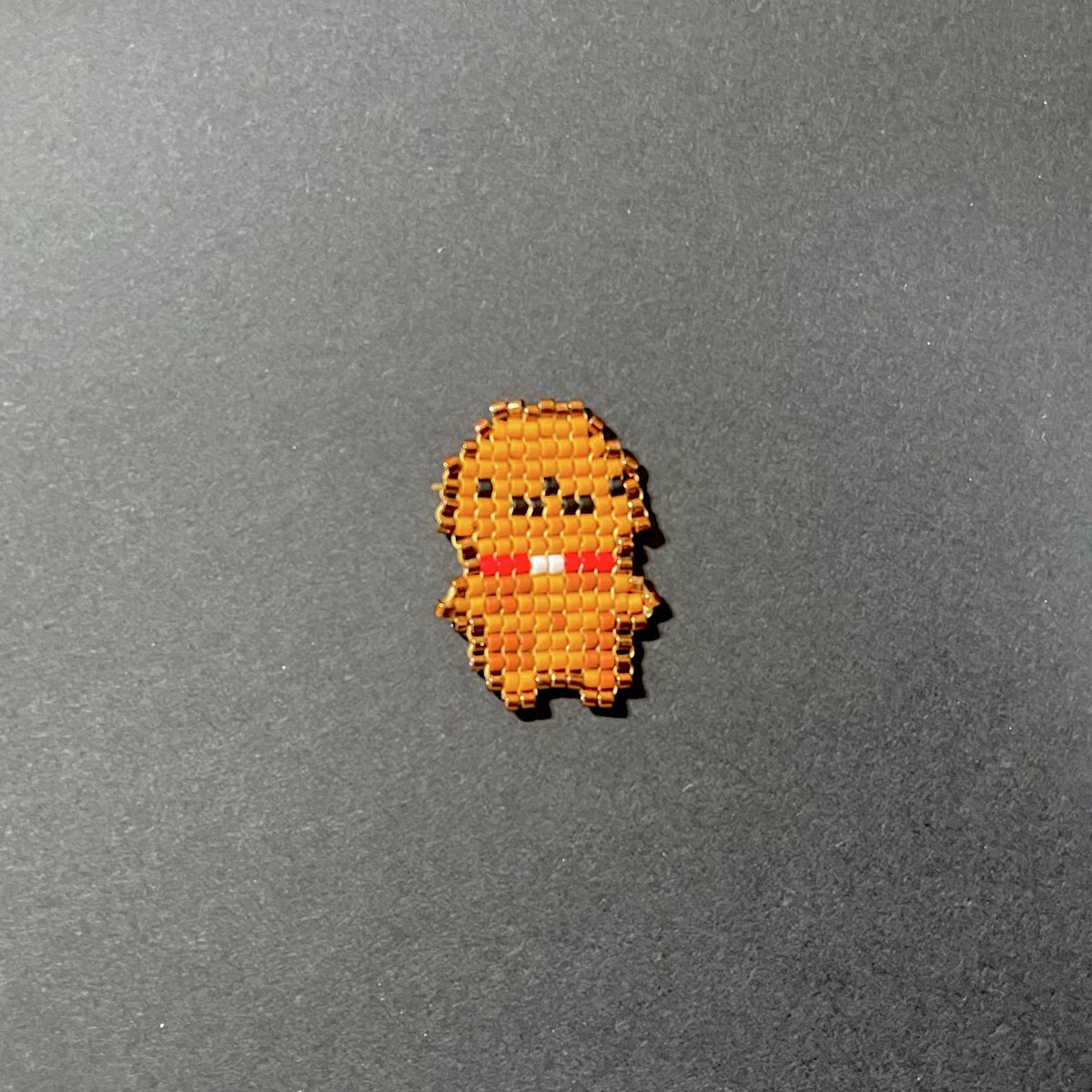 nijuniji's tweet photo. ハンカチにクロスステッチ&amp;ビーズステッチ。 https://t.co/jH2036qeJM
