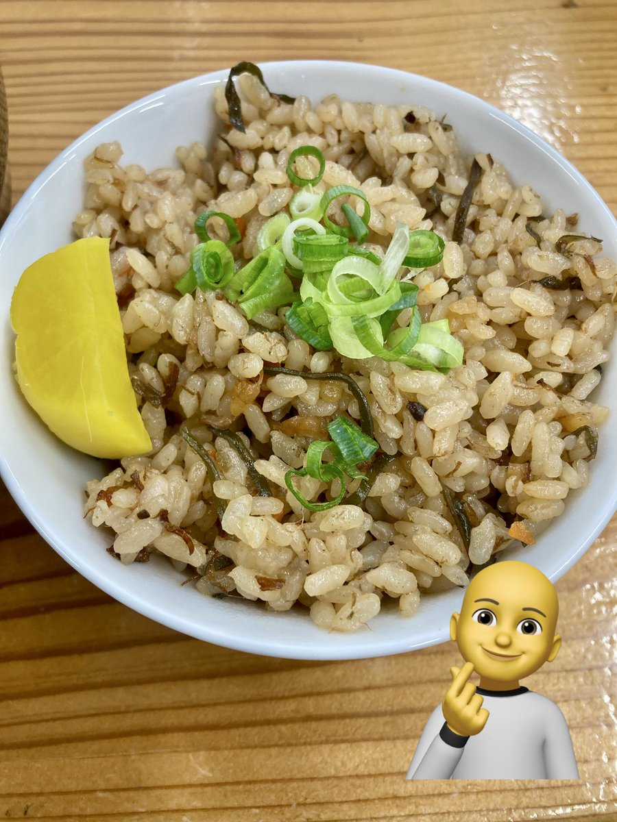 zu_shi_3's tweet photo. 玉家！よき🫶
＃沖縄そば
＃豊見城 https://t.co/kbdmen2Lav