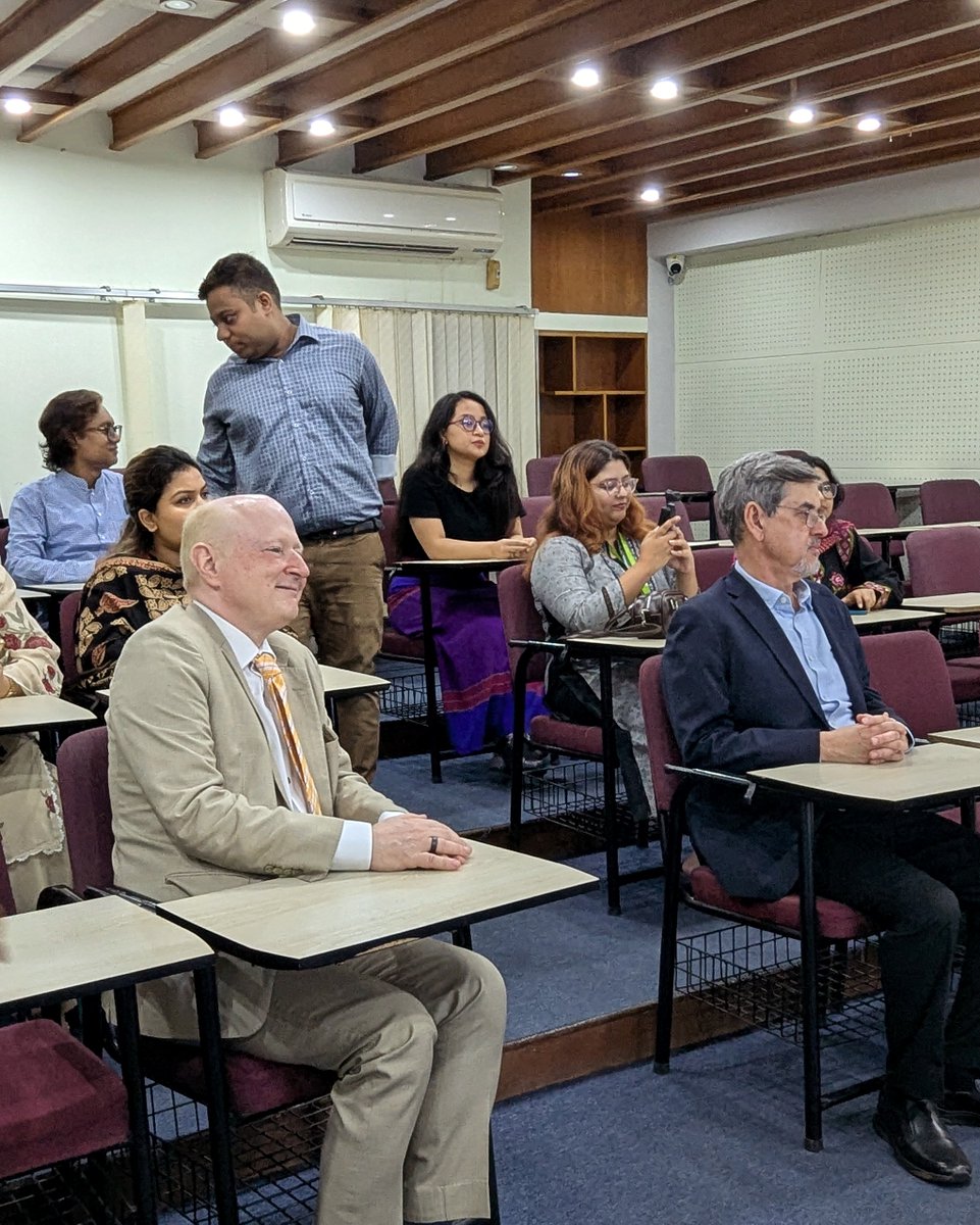 GermanEmbassyBD's tweet photo. @GerAmbBD visited @AUW_Chittagong on 14 May, touring the campus and meeting with faculty and students, who come from diverse backgrounds across Asia. It was a pleasure to meet these intelligent young women. #GermanyinBGD #WomensEducation https://t.co/uOKXozF7GL