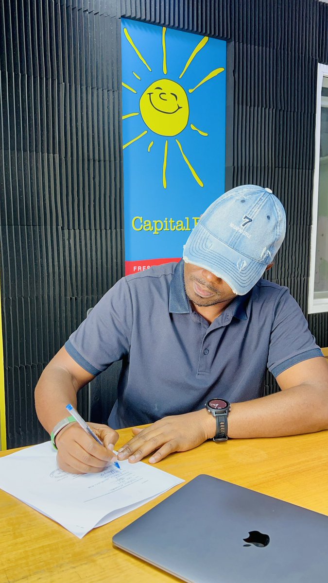 CapitalFMUganda's tweet photo. LOCKED IN  
Capital FM x Fort Portal City Marathon 2nd Edition  is on July 18th, Fort Portal City, lace up for run. Tune in to 91.3 Capital FM + all digital platforms  for all the updates 

Mr. John Paul Mugwanya, Head of Promotions &amp; Events, Capital Radio confirms it’s a go https://t.co/iY8s7Dhdpr