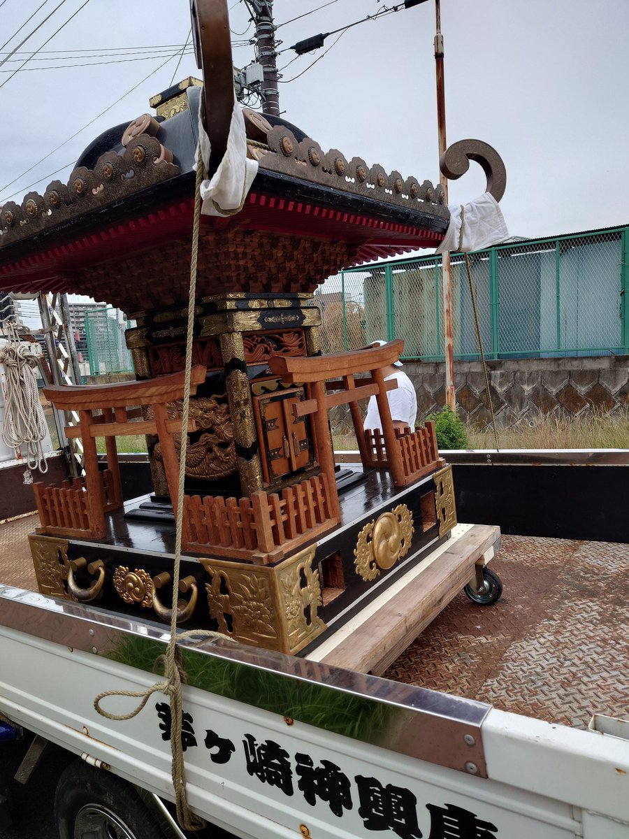 shinichi129's tweet photo. お神輿修理行ってらっしゃい(*^^*) https://t.co/WXit9Om7MN