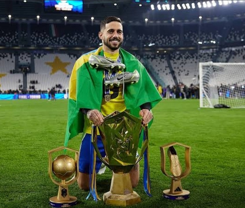 1KTsurus's tweet photo. @spaccanafuria @GustavoSiqyd4f @arenasidebr Lkkkkkk cadê seu lipão top gols? Não tem kkkkk https://t.co/ZxNLqzDXD6