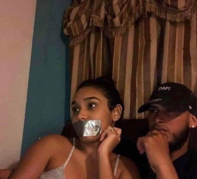 Its_Roddie's tweet photo. “Babe.. Si arsenal ilishinda kikombe last week.. Kwani wamenyanganywa tena?” https://t.co/LnV0WgTbTy