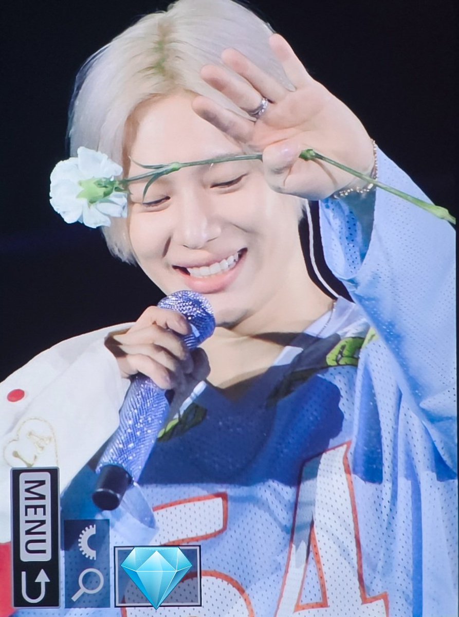 Choice_ming1209's tweet photo. 260531 SHINee WORLD VIII : [THE INVERT] 막콘 사운드체크 pre

#SHINee #샤이니 
#TAEMIN #KEY #태민 #키
#2026샤이니월드VIII #THE_INVERT #2026_SHINeeWORLD_VIII_THE_INVERT https://t.co/6r3DCKjsAe