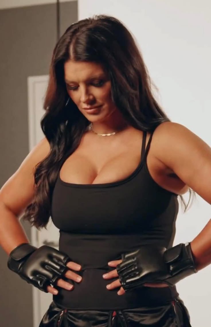 Hot Actress Hub tweet media