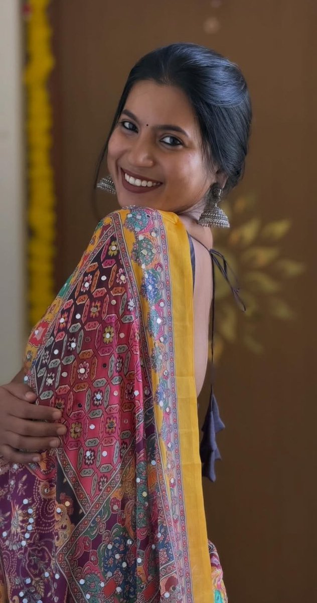 karthiGROW's tweet photo. #subhavaradaraj dusky queen is here to rule and stay ...any fans for her ?! Why do you like her ? Comment below 👇 https://t.co/xs2oZgBvkv