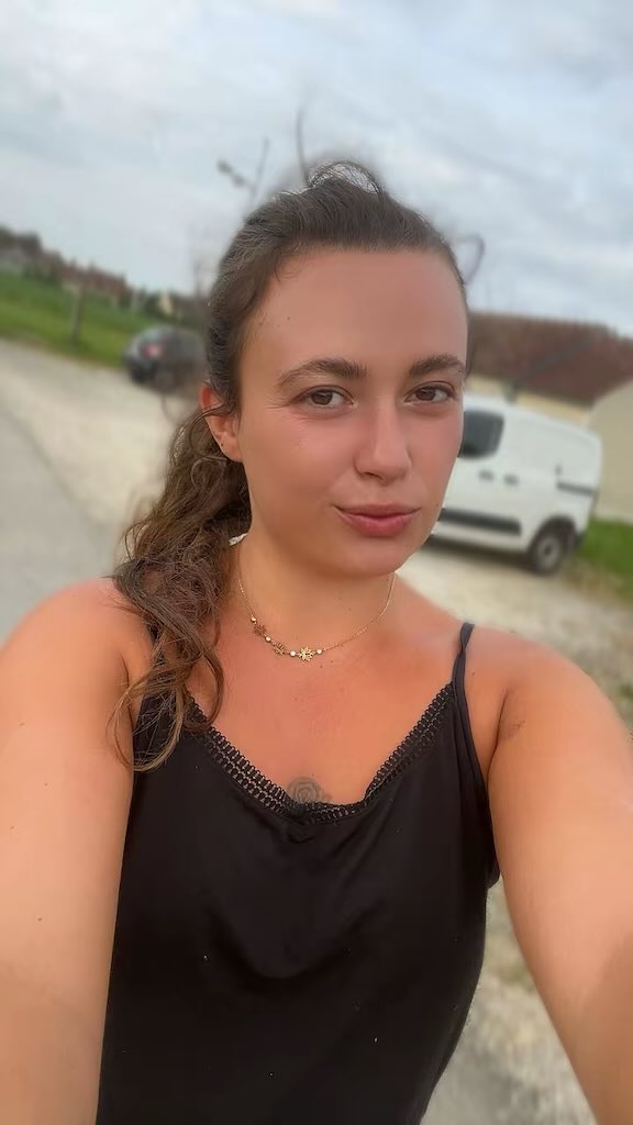 justineangela69 tweet media
