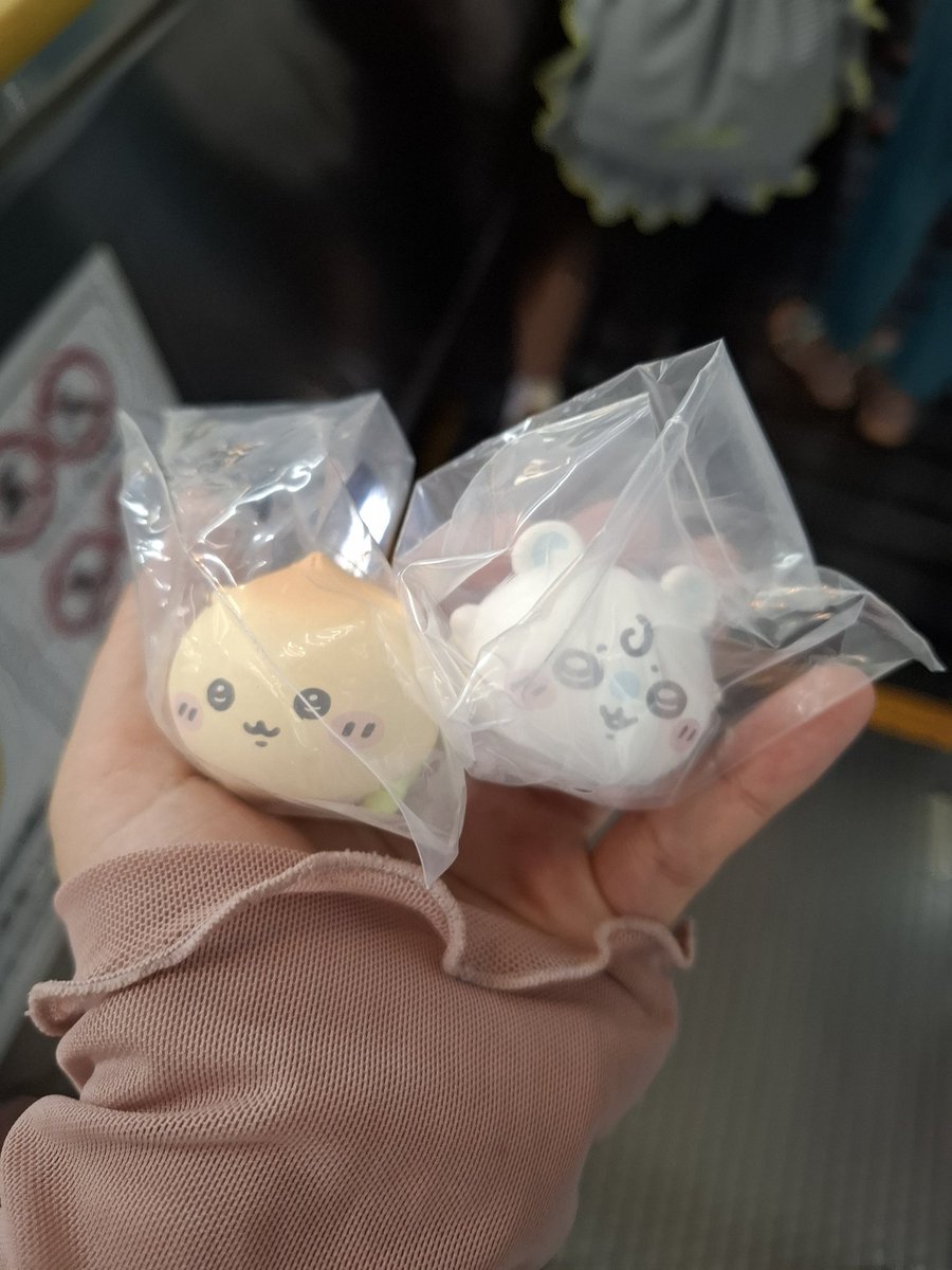 twst___Oct's tweet photo. 【交換】ちいかわ ハイハイフィギュア
譲▶モモンガ、くりまんじゅう
求▶古本屋(かにちゃん)1

本日池袋手渡し優先。
検索からでもお気軽にお声掛けください🙇‍♀️ https://t.co/UU0EGSpjzd