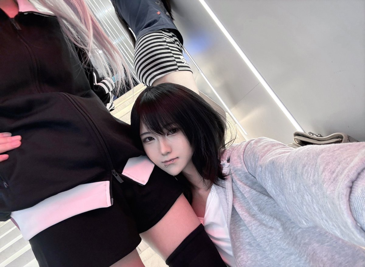 金金大王 tweet media
