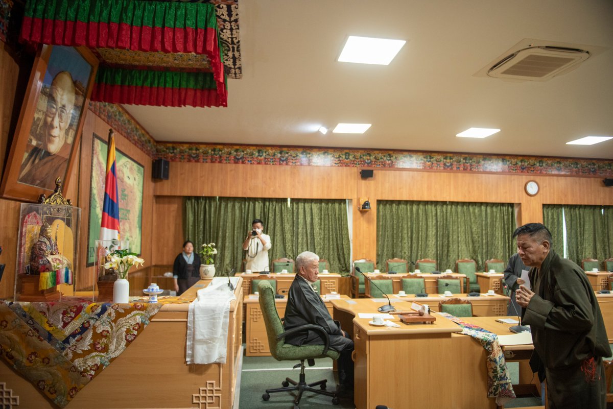 CTA_TibetdotNet's tweet photo. Members of the 18th Tibetan Parliament-in-Exile formally assumed office after taking their oath before Interim Speaker Dawa Tsering at the Parliament House in Gangchen Kyishong earlier today. Sikyong Penpa Tsering of the Central Tibetan Administration was in attendance at the oath-taking ceremony.  

https://t.co/b0HryZMxTr