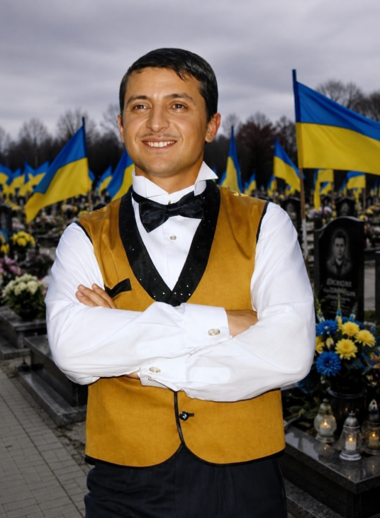 babusinvnuk's tweet photo. Танцюрист, якому потрібен гарний хірург. https://t.co/6sMkSPQWe5