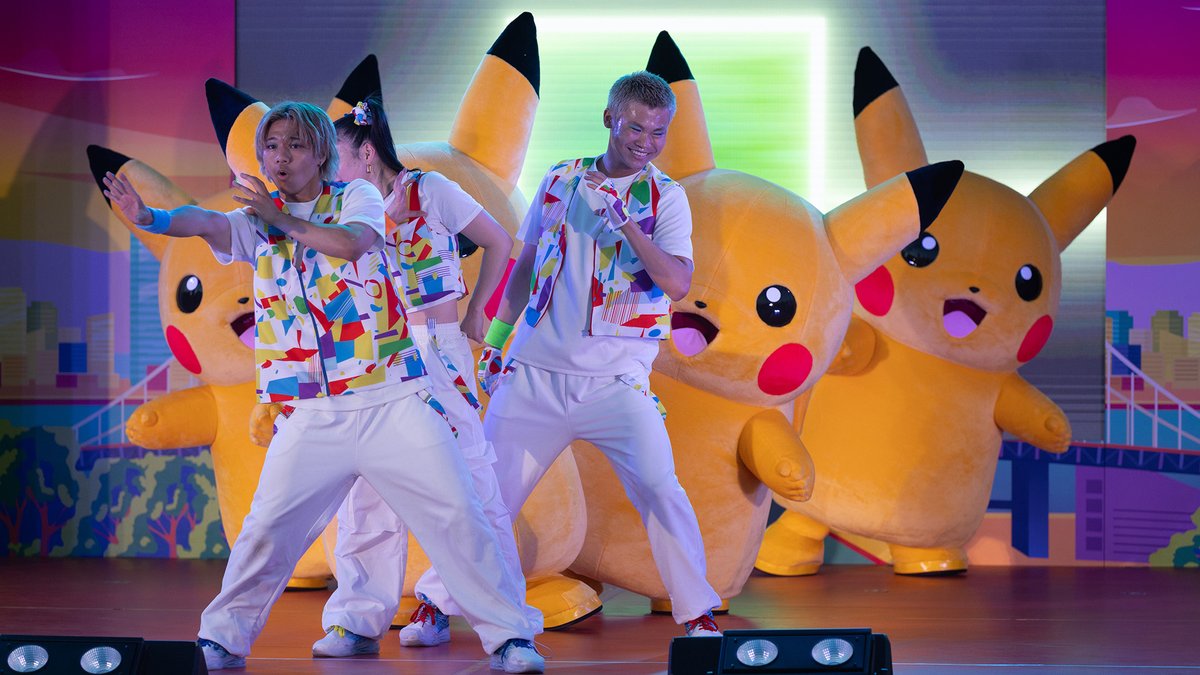 PokemonGOAppJP's tweet photo. 「Pokémon GO Fest 2026：東京」のリアルイベントにご参加中のトレーナーの皆さん！

シンボルプロムナード公園センタープロムナード「夢の広場」ではポケモン Kids TVやポケモンの音楽を使ったダンスショー「ピカチュウダンスステージ」が開催されます！⚡
シャッターチャンスをお見逃し無く！📸

#ポケモンGO #PokemonGOFest2026 #GOフェス東京