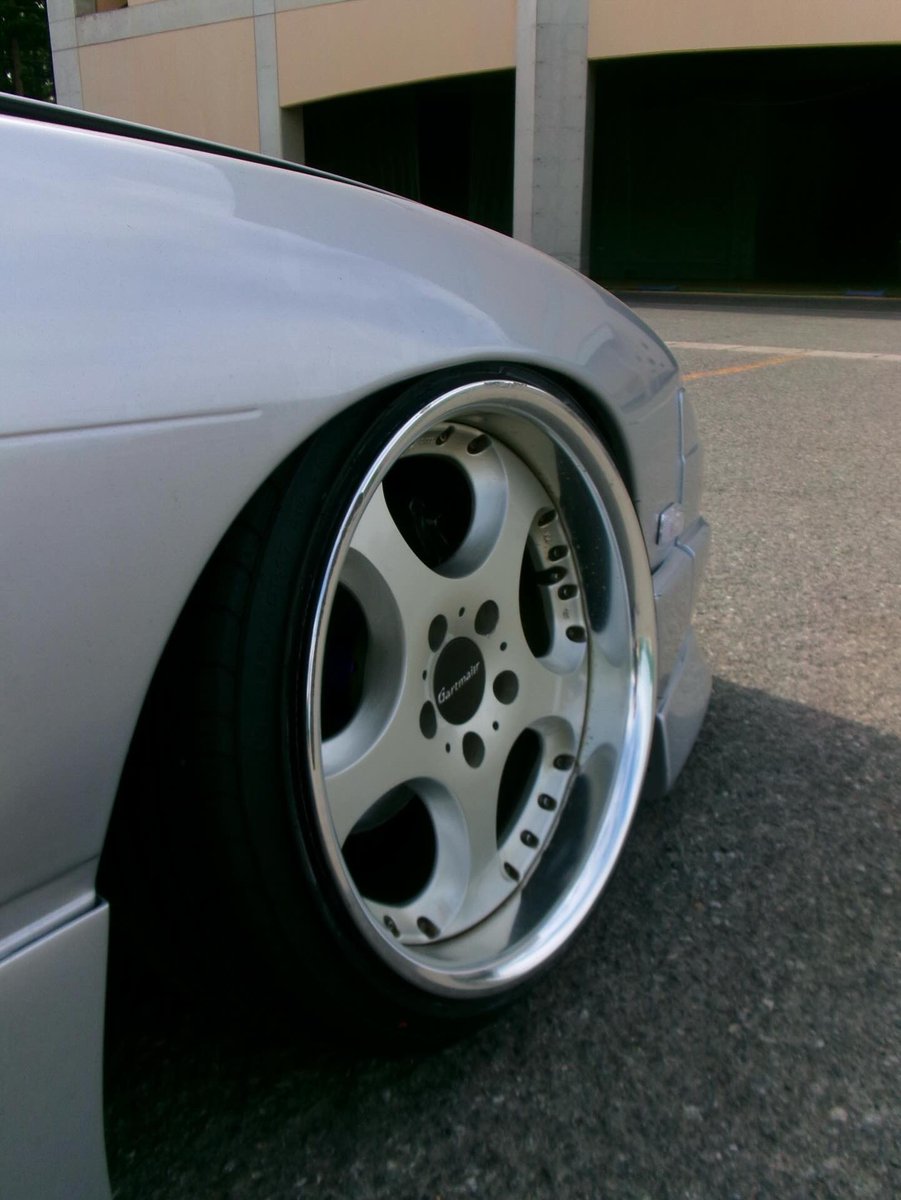 sr20det0722's tweet photo. フロントだけガルトマイヤー
ガルト好きなんだよね
ストラッセあるからミネルバが欲しいね🐱 https://t.co/6SZTcmElro