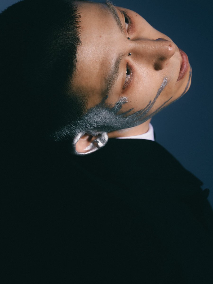 hisanomotohiro's tweet photo. 一発ギャグしてない時のどんたけさんもカッコいい（？）

#芸人PORTRAITSESSION
#ゲポセ
#どんぐりたけし https://t.co/aWxgfwIPif