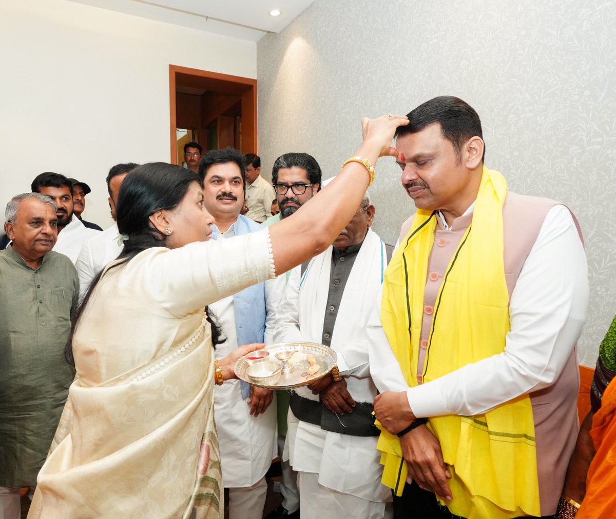Devendra Fadnavis tweet media