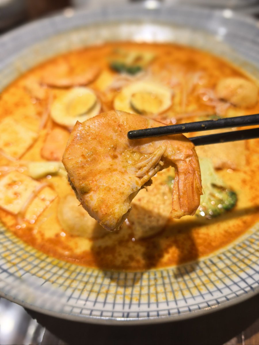 SatyaJeetArya's tweet photo. Craving bold flavors Try our Singaporean laksa—spicy coconut broth, fresh shrimp, and rice noodles in every bite! https://t.co/B59Y6XSxjq