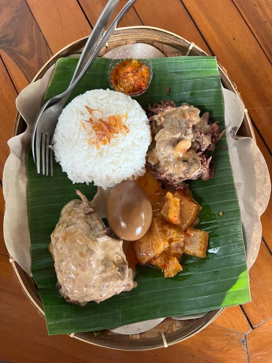 Dunia makan tweet media