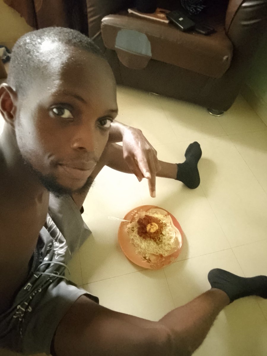 Heis_Thy's tweet photo. E don set for here oo😁. Have a nice Sunday❤️ https://t.co/ky78LHQbiI