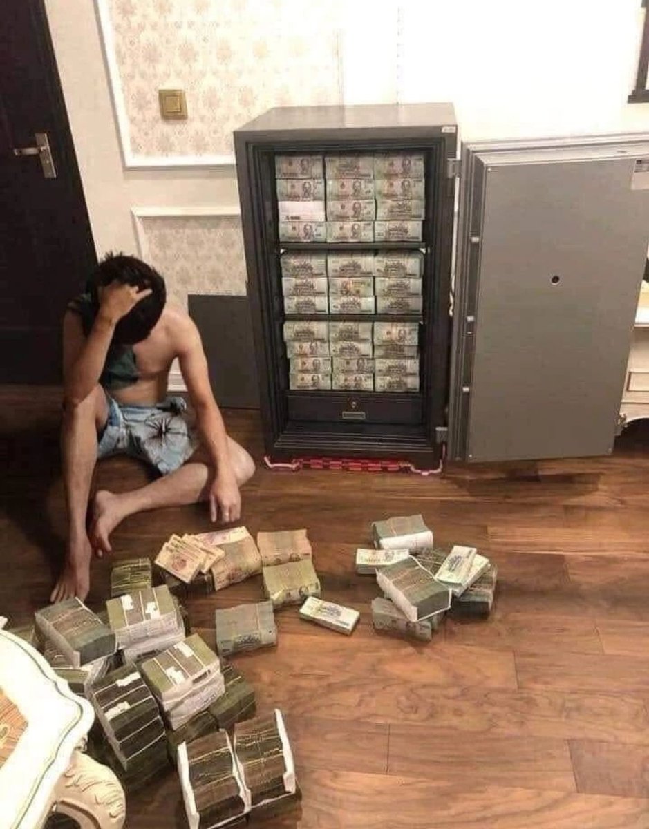 Johncoin_'s tweet photo. The only problem I want is not having enough space for my money https://t.co/3mPVCUNxv6