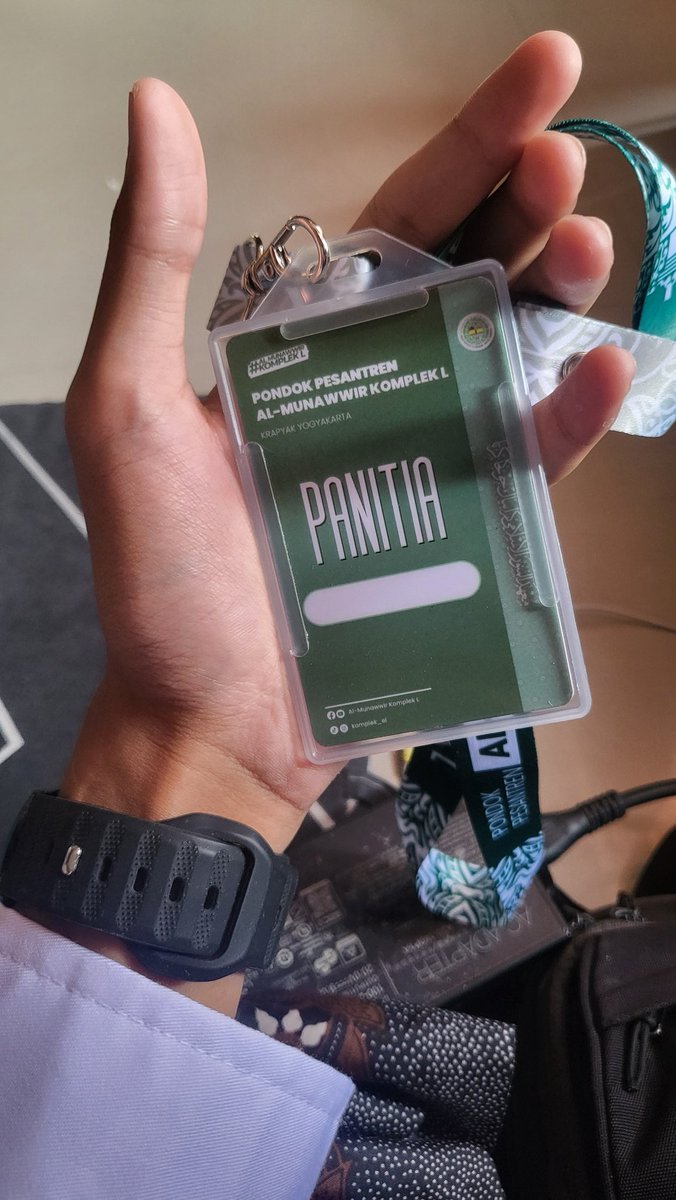 masnuunnn's tweet photo. mlipir komplek sebelah dulu 🙂‍↔️ https://t.co/txVLMHLxk4