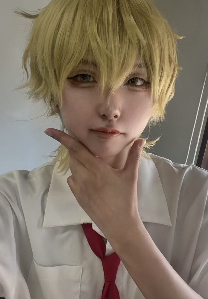 r__rein's tweet photo. 健人してます✨
ウインク習得できませんでした

#令和に届け0531 
#コスメルin旧二葉小学校 https://t.co/kyVHcy6RJS