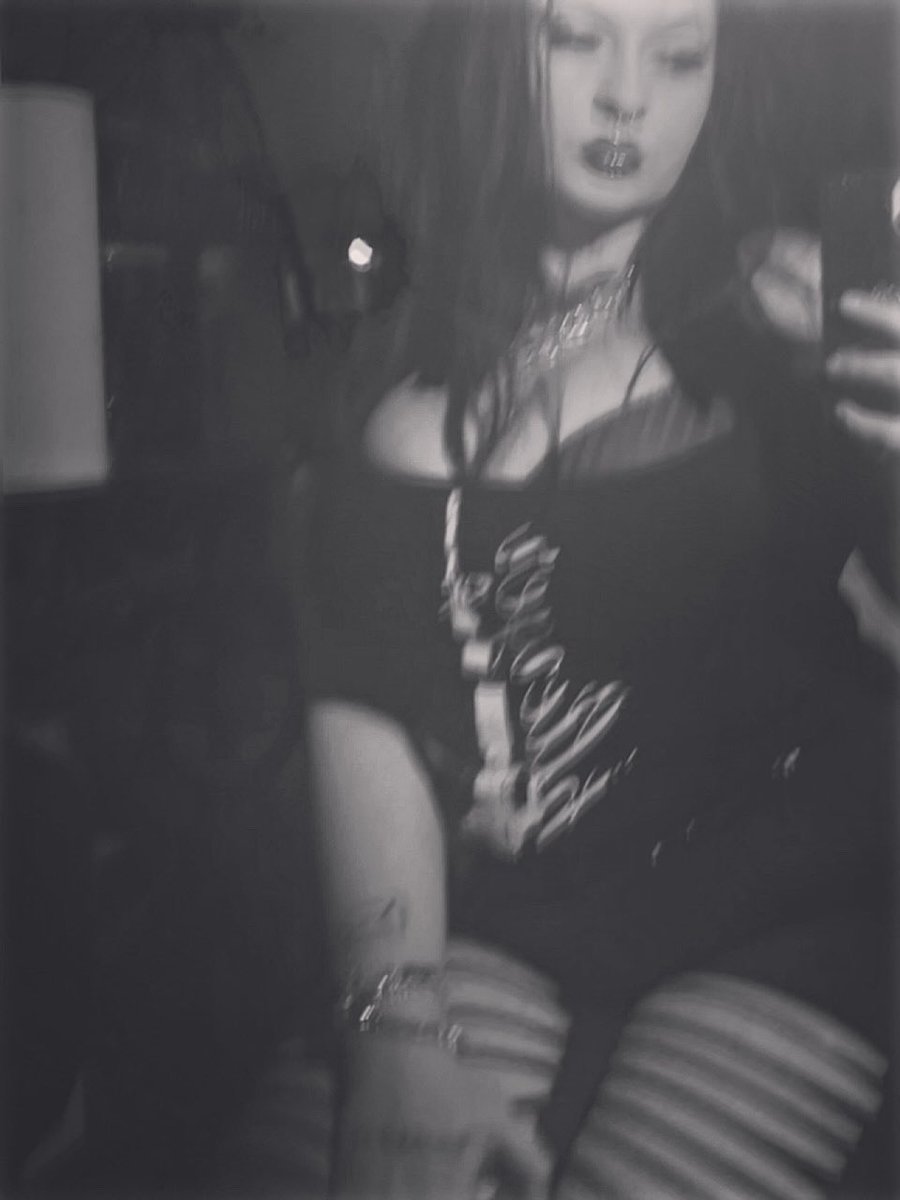 Prinxe$$z. tweet media