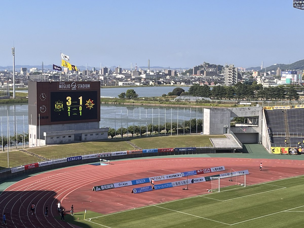 ijustat's tweet photo. ナイス勝利。

前半の立ち上がりはどうなることかと思ったけど、その後いい感じで得点でき、後半は追加点も決めて、ナイス勝利。 https://t.co/S4EneuNvZz