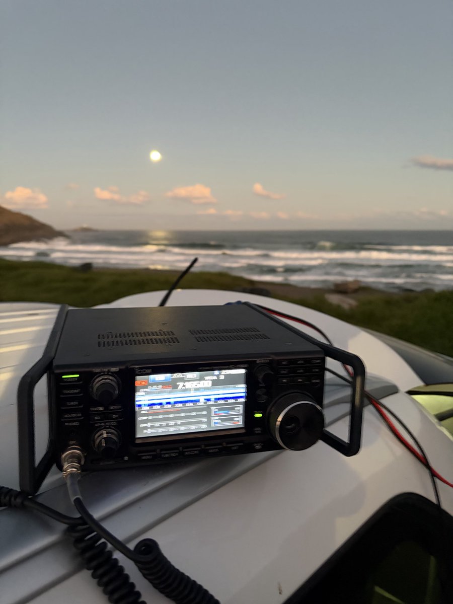 VK2AWN's tweet photo. Twilight quick POTA from au-9854, Boambee Beach at Coffs 0730 to 0830 utc Sunday 31 May 2026. #amateurradio #hamradio. #parksontheair https://t.co/PzQADtrA0f