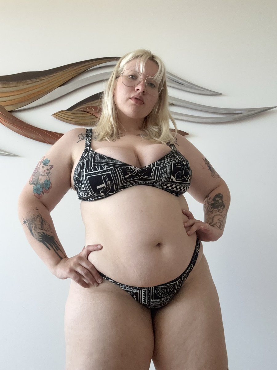 rex_knives's tweet photo. Shes literally me (am Australian tho) https://t.co/4KFHMk9cmo