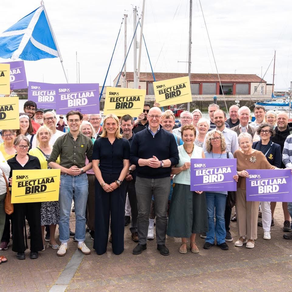 larabirdsnp's tweet photo. 📸 Great to be out in Arbroath today with the First Minister, meeting SNP activists and visiting local businesses including E&O Fish and The Bellrock Restaurant.

🏴󠁧󠁢󠁳󠁣󠁴󠁿 On Thursday 18 June, vote SNP for an MP who will stand up for Arbroath and Broughty Ferry — and who will always be on Scotland’s side.